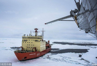 美国科学家被困南极洲 阿根廷海军破冰营救