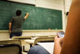 安省正式禁止中小学生在课室用手机 明日生效