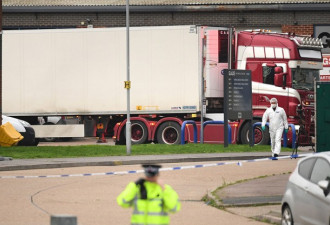 英警方：首批11具遗体运往医院 即将验尸