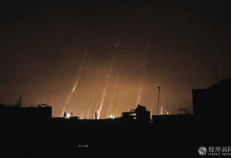 叙利亚平民区遭疑似违禁武器轰炸一幕