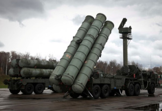 美媒称俄向中国交付首批S400导弹