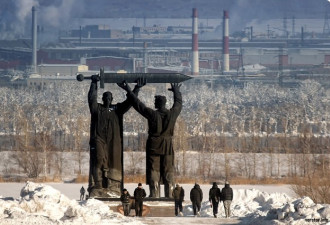 俄也忍不住了:正针对美国钢铝税酝酿反制