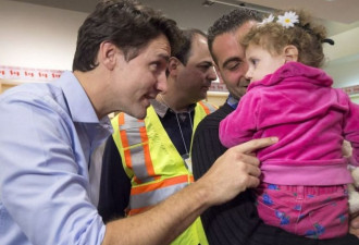每年4万难民抵达加拿大 报告建议政府增加应对