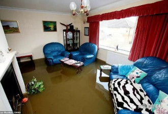 英国多地遭遇洪水，受灾严重