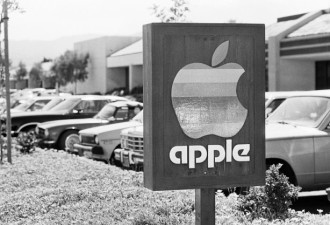 川普威逼利诱,让“苹果制造”重返美国?