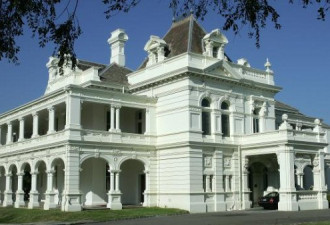 在澳州府，房子到底多贵才能被称为豪宅？