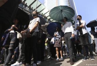这也是北京的担心：香港抗争激励维吾尔人