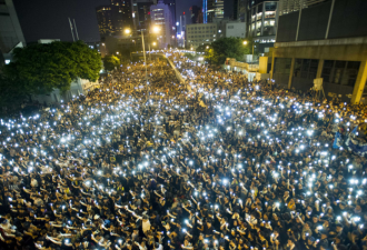 加拿大香港人不远万里回港投票，捍卫民主权利