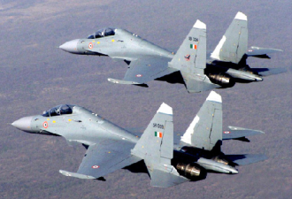 在印中、印巴边境搞最大规模演习 印空军要干啥