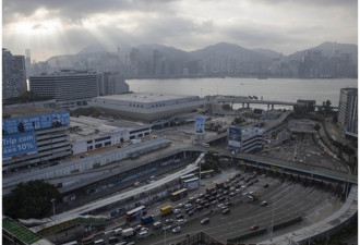 川普签署港人权法案，对香港到底有什么影响？