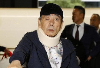 日本黑帮高层当街遭扫射身亡，枪手持自动步枪