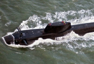 川普尚未决定对叙动武 英国潜舰已开拔了