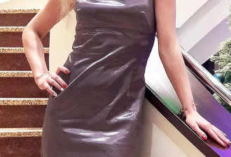 俄女老师因“衣着暴露”被开除，女老师们怒了