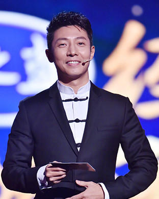 “撒贝宁”的图片搜索结果
