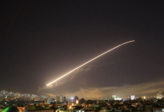 叙利亚称承受住了英美法发动的袭击
