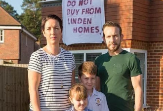 英国夫妇花半生积蓄630万买房 像住在了粪坑