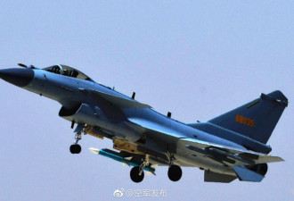 中国空军歼-10C战机担负战斗值班任务