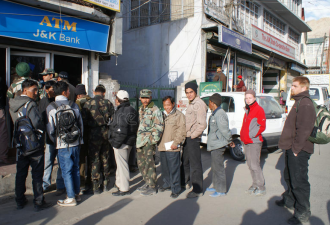 印度多地ATM机闹钱荒 政府：3天内解决