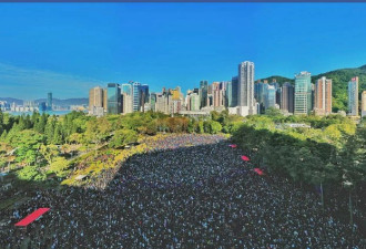 80万香港人坚持上街 追究警暴保卫香港自由
