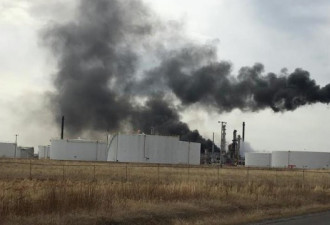威斯康辛州炼油厂发生爆炸 至少20人伤