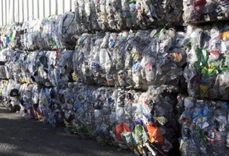中国禁止洋垃圾进口 又一个国家快吃不消了