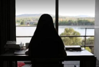 女留学生被强奸却隐忍不发声 怕遣返回国