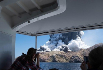 火山爆发恐近30人罹难 幸存者讲述如何逃过一劫