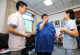 最重母亲节礼物 中国首胖带240斤妈妈减肥