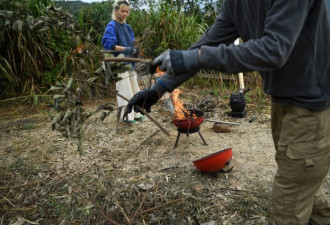 实拍中国乌托邦式社区：人们回归原始生活