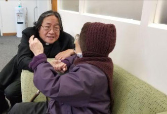 性侵百岁华裔老人被判轻罪，华裔社群不满