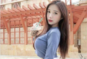 美女DJ打造火辣曲线，一双“奶油腿”太吸睛