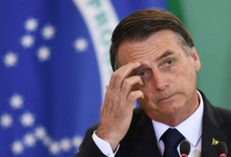 巴西总统博索纳罗自称摔跤后一度失忆