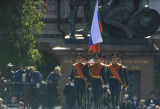 俄庆祝伟大卫国战争胜利73周年阅兵式