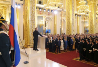 在克里姆林宫，普京第四次宣誓就任俄罗斯总统