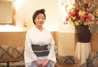 名校毕业后 她成了日本第1妈妈桑 首相为她倾倒