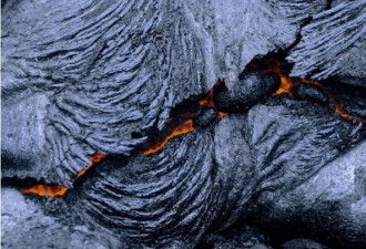 美国火山新变化！23条裂缝，黄石火山也在扩张