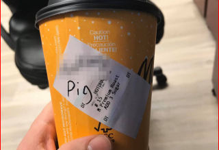 外带杯写"该死的猪"？栽赃麦当劳，警员丢饭碗