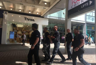 英警方逮捕5名恐怖分子嫌疑人 恐袭威胁仍存在