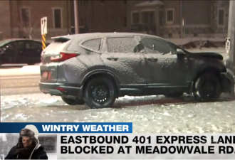 新年第二场雪: GTA多车迎头相撞 有的直冲路灯