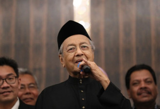92岁马来西亚总理的健康秘诀:不烟不酒不多吃