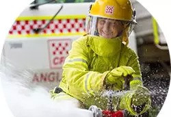 科普：如何在澳洲成为一名志愿消防员