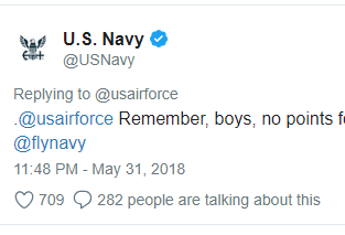 为了这张海报 美国海空军竟然吵起来了
