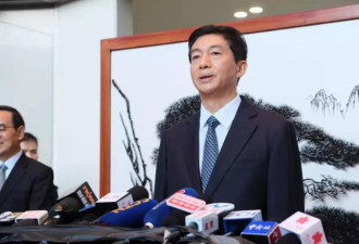 面对香港记者，新任中联办主任提了三个确保