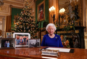 这两组照片是导火线 促成哈里梅根决心出走王室