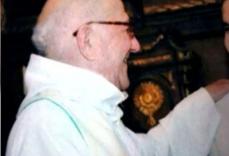 91岁神父喉咙插着十字架惨死 背后更加可怕