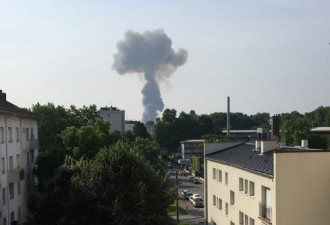 法国东北部城市斯特拉斯堡发生爆炸 至少11人伤
