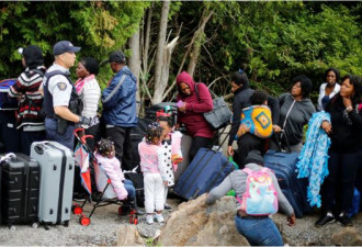 加拿大边境拦截1.6万越境者，难民庇护申请上升