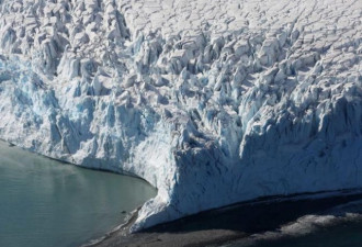 科学家首度发现南极厚重冰层下震撼秘密