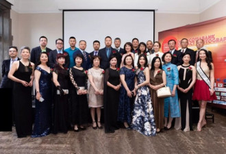 联展“同时对比”盛大开幕，亮相加拿大