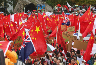 都说一出国就爱国,讲讲我在海外十年的经历